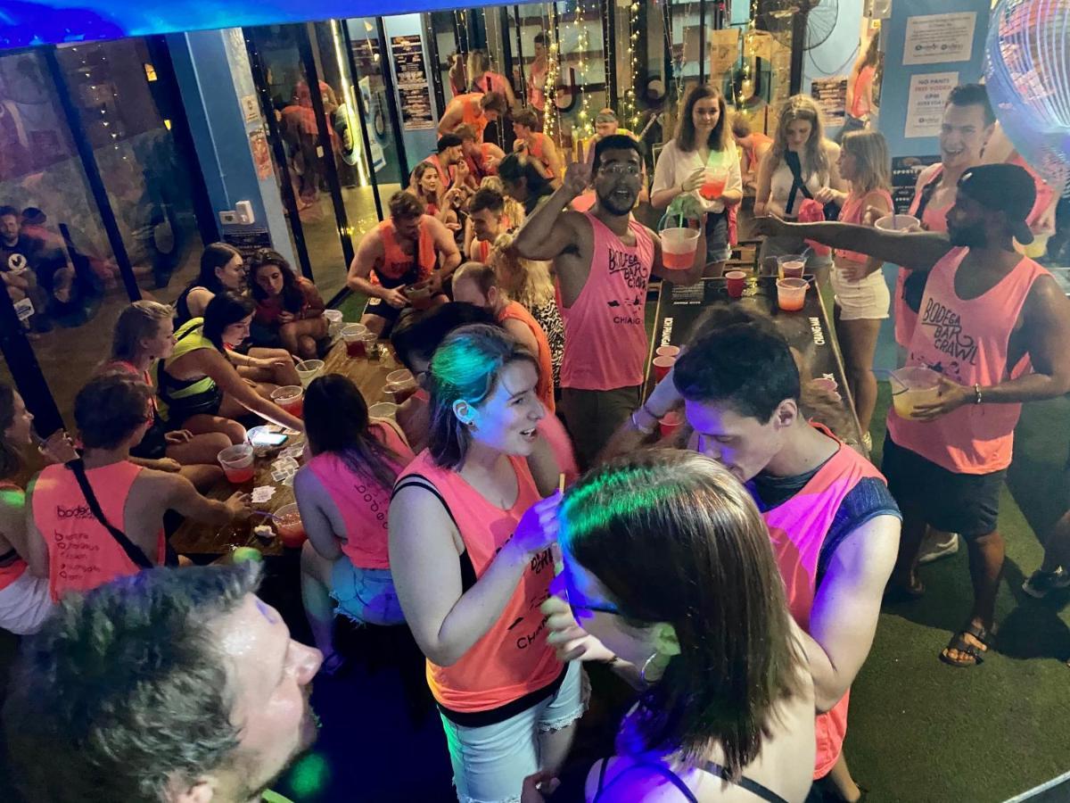 Bodega Phuket Patong (Adults Only) Vandrarhem Exteriör bild